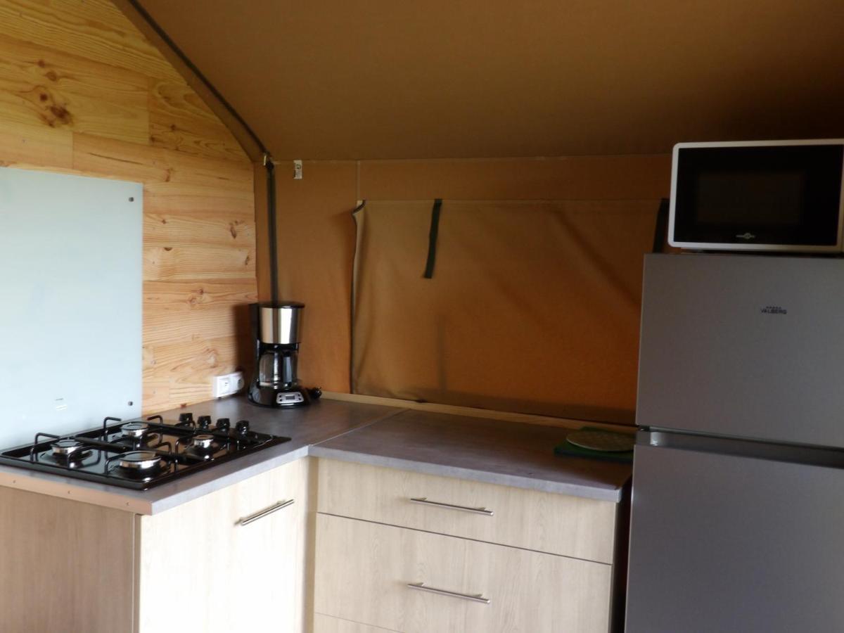 Camping Smile&Braudieres Mézières-sous-Lavardin Exterior foto
